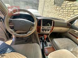 تۆیۆتا لاند کروزەر